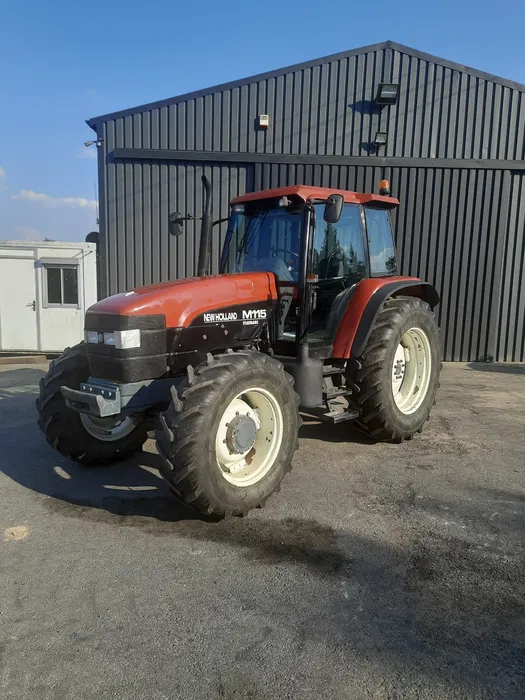 traktor New Holland M 115 Fiat Ford M135 TS